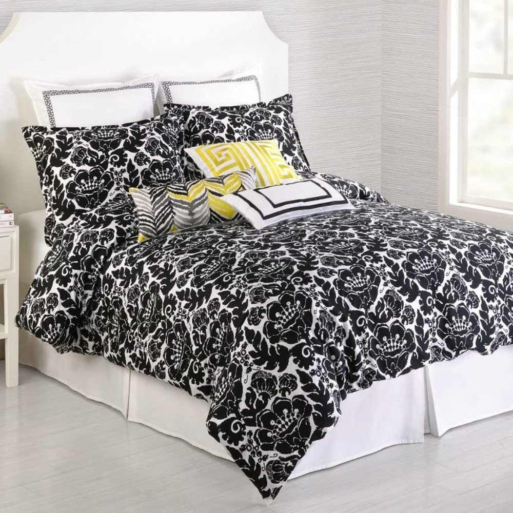 Louis Nui Queen Duvet Cover by Trina Turk